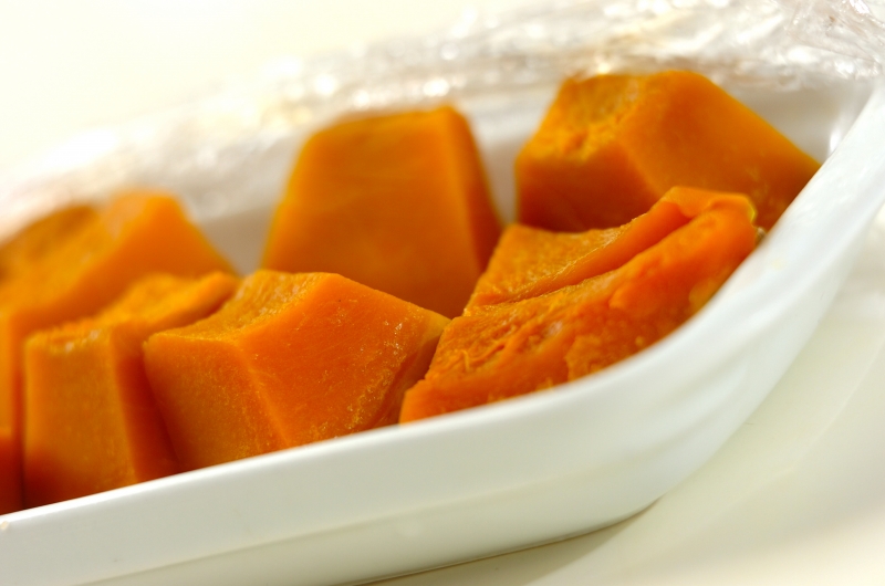 簡単とろーり！カボチャのグラタンの下準備1