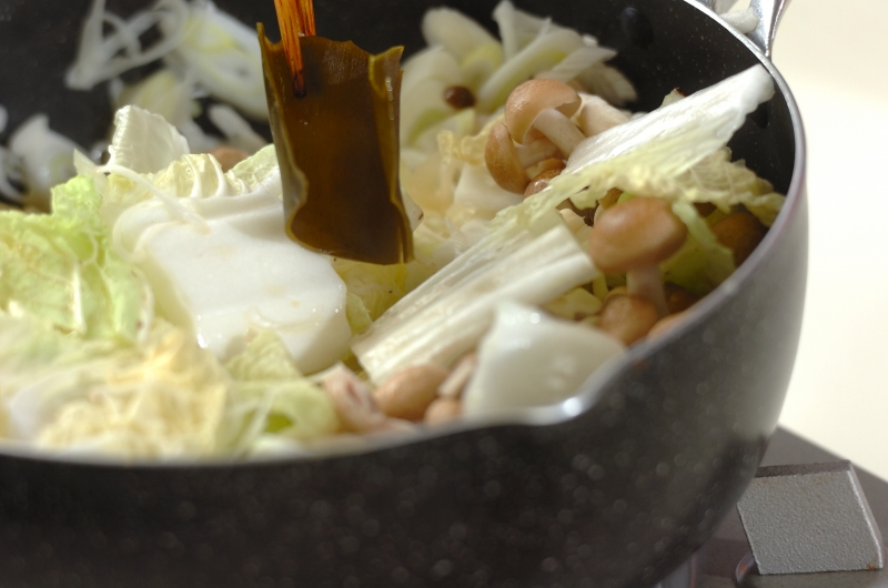 豚しゃぶと白菜の蒸し煮の作り方2