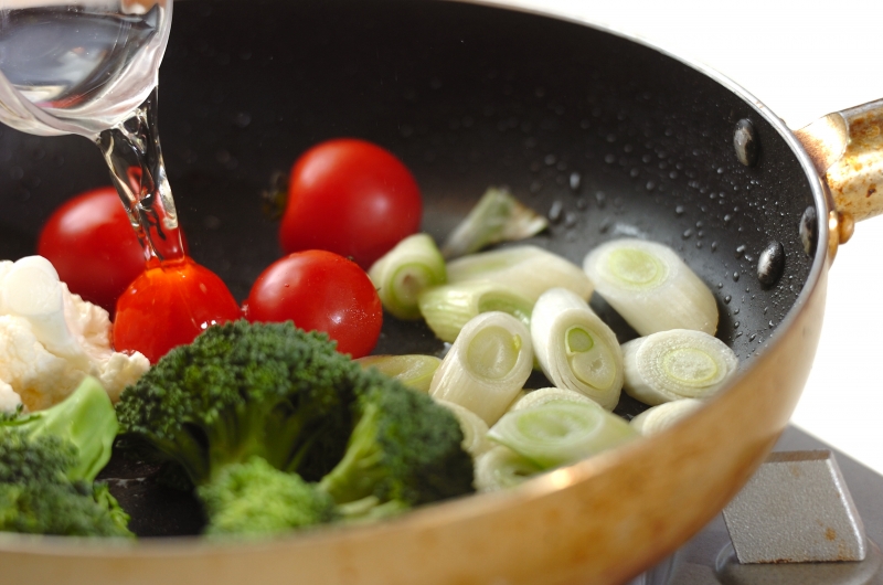 鶏肉のグリル野菜の蒸し煮添えの作り方3