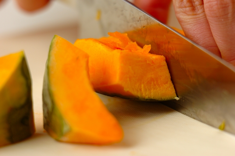 カボチャの煮物の下準備1