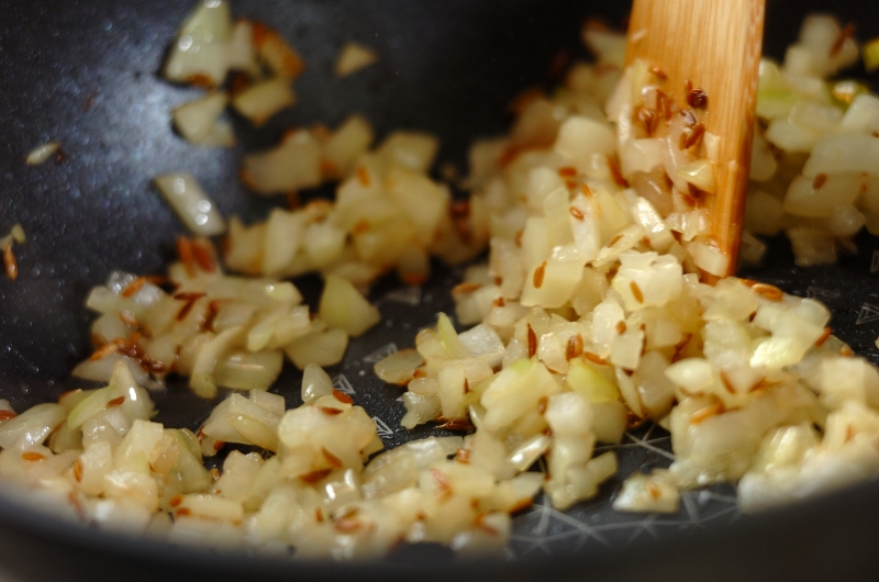 基本の下処理から！やわらか牛すじカレーの作り方2