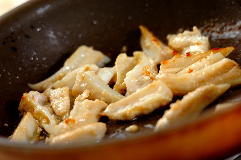 軟骨のガーリック炒めの作り方2