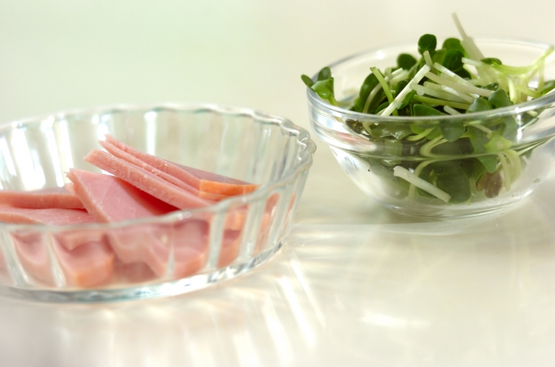 カブとハムのマリネの下準備2