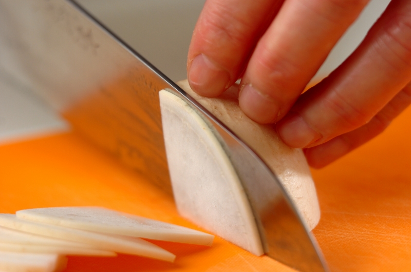 カブの酢の物の下準備1