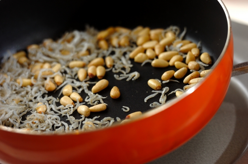 七草粥（七草がゆ）・カリカリジャコのせの下準備2