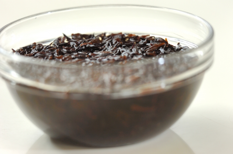 ヒジキと揚げ高野豆腐の煮物の下準備1