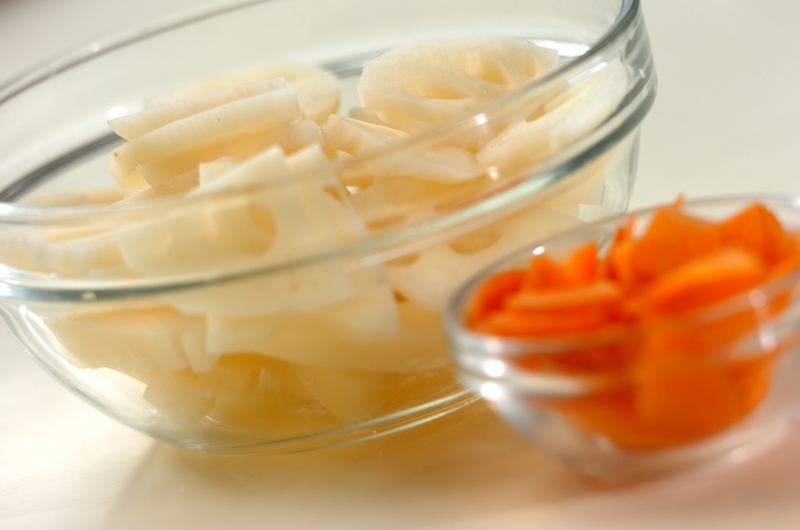 レンコンのナンプラーキンピラの下準備1