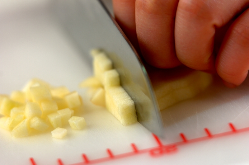 アップルきなこヨーグルトの下準備1