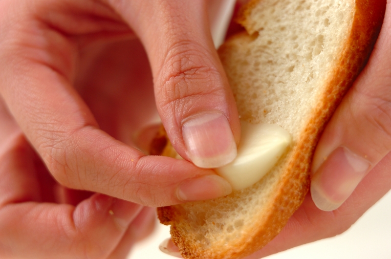 オリーブのブルスケッタの作り方2