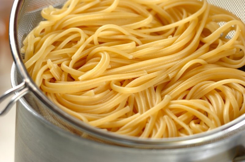 チキントマトクリームパスタの作り方1