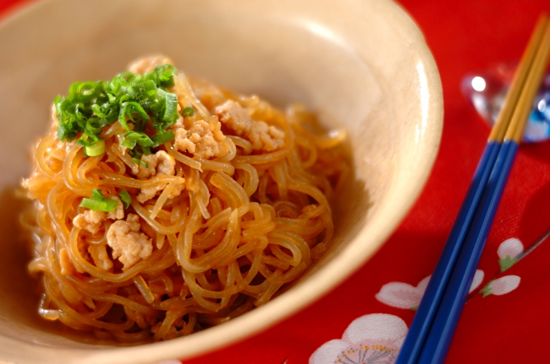 しらたきの鶏そぼろ炒め