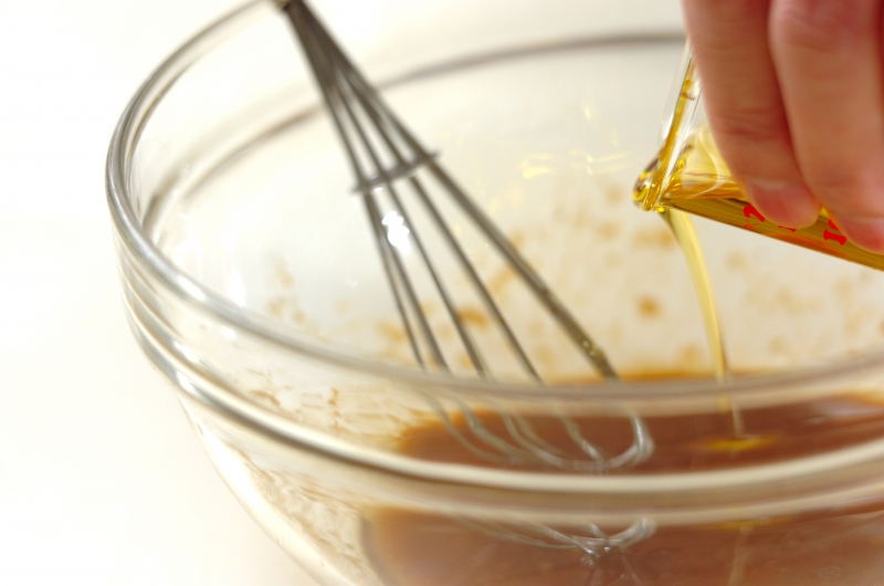 ユズコショウドレッシングのサラダの作り方2