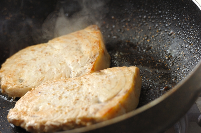 メカジキのソテー粒マスタード風味の作り方3