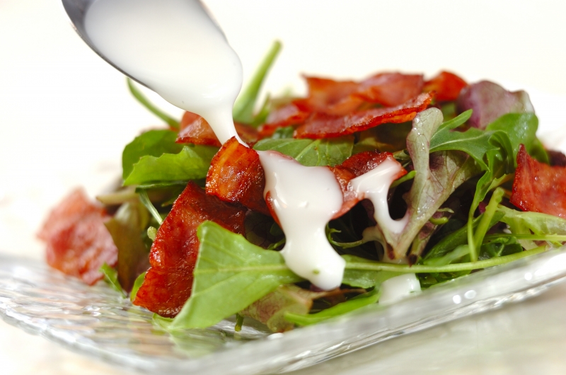 ベビーリーフのベーコンサラダの作り方2