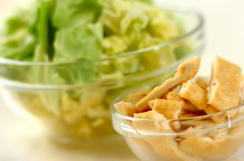 すぐできる副菜！春キャベツの卵とじの下準備1