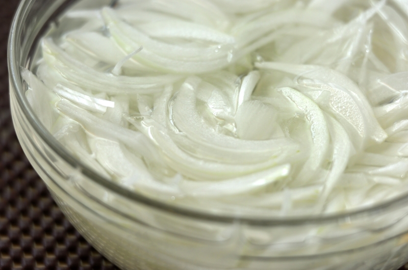 さっぱり！冷しゃぶ梅肉ソースの下準備1