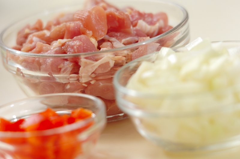 お手軽ガパオのレシピ 本格的なタイの味わいを再現 by山下 和美さんの下準備1