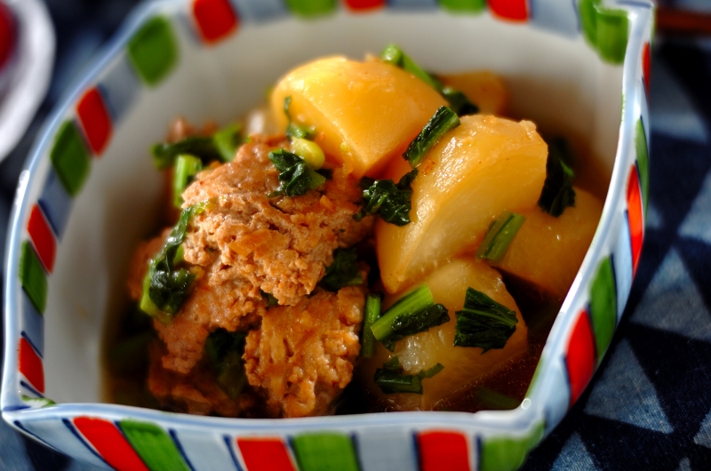 カブと鶏団子風煮物