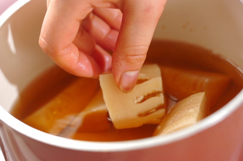 タケノコと高野豆腐の炊き合わせの作り方1