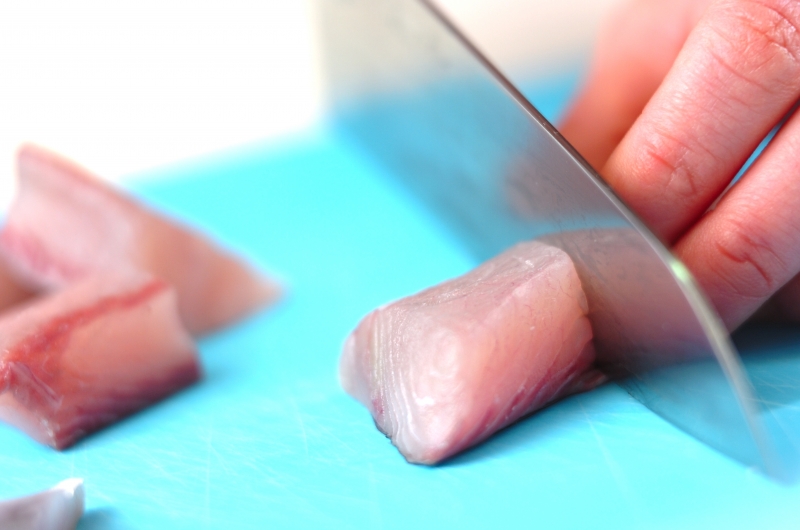 簡単人気！竜田揚げ 衣さっくりでご飯すすむ味わい by保田 美幸さんの下準備1