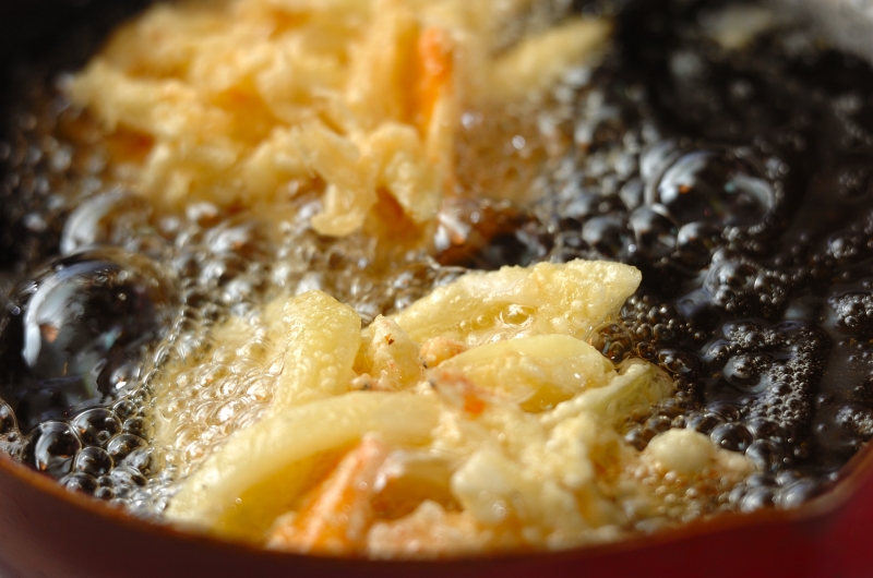 玉ネギと桜エビのかき揚げの作り方2