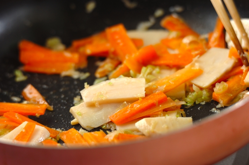 プリプリエビと豆腐のまろやかうま煮の作り方2