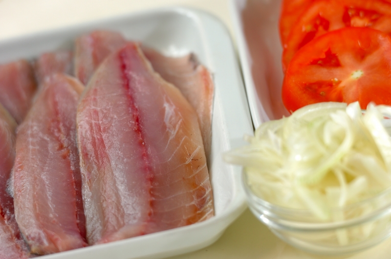 アジのオーブンパン粉焼きの下準備1