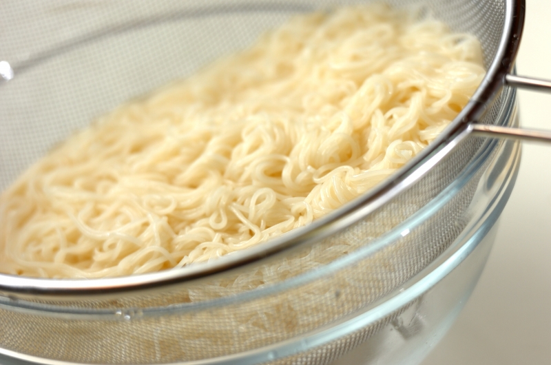 一年中楽しめる！そうめんのパッタイ風 やみつきに by保田 美幸さんの下準備1