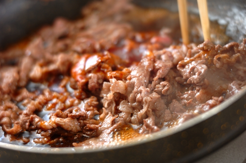 ビビンバ風丼の作り方2