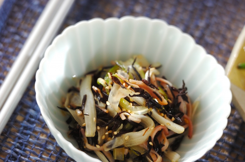 セロリとヒジキの中華和え