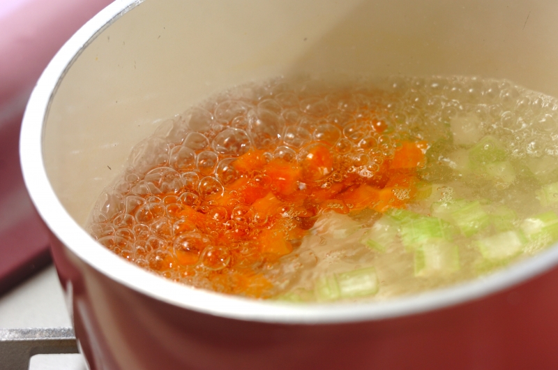 もずくの酸味スープの作り方1