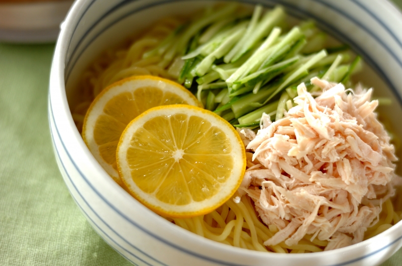 さっぱりさわやか！鶏だしレモンの冷やしラーメン by 松崎　恵理さん