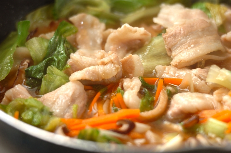 豚レタス丼の作り方1