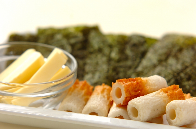 お弁当に！チーズちくわののり揚げの下準備1