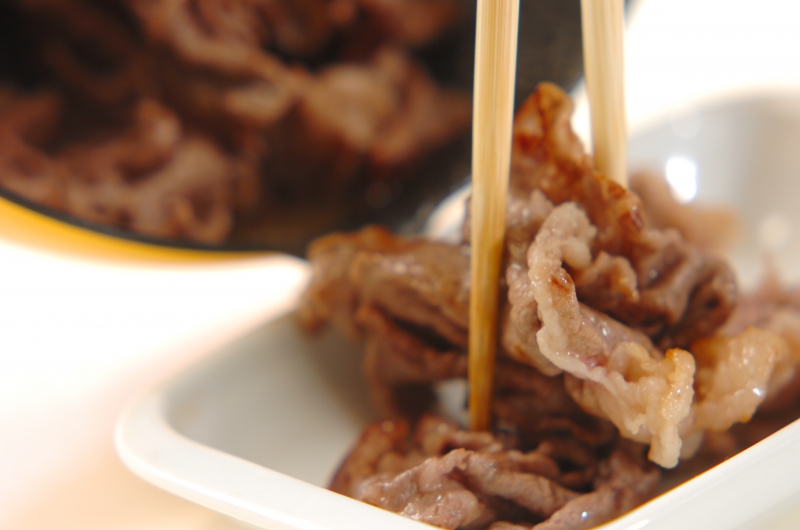 牛肉のピリ辛炒め煮の作り方1
