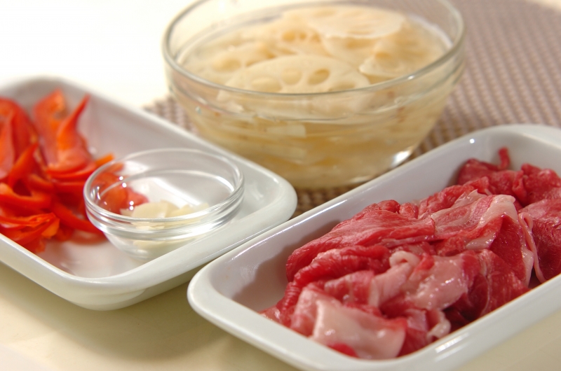 牛肉とレンコンのスープの下準備2