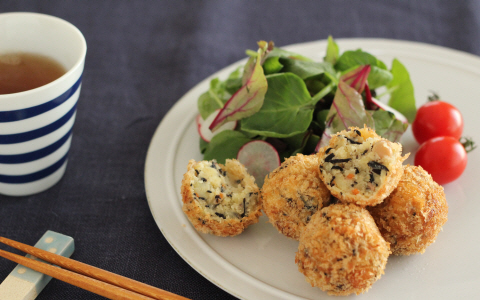 一度で二度三度たのしめる 料理リメイク術 ひじきの煮物編 E レシピ 料理のプロが作る簡単レシピ 1 3ページ