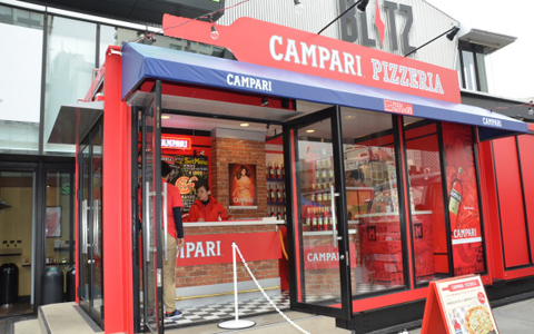 カンパリと相性抜群のピッツァが楽しめるお店が期間限定オープン中