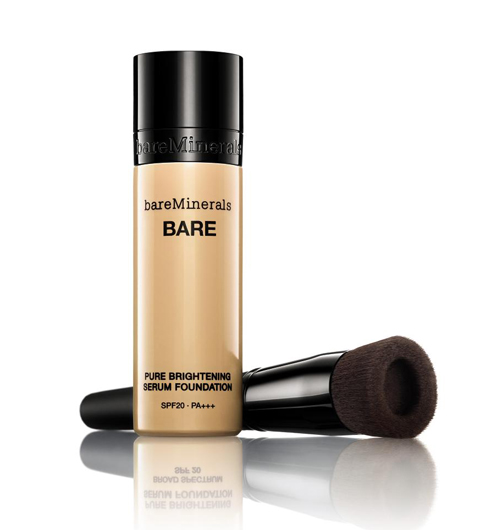 たった2滴！　専用ブラシでつける新しいリキッドファンデを、体験MOVIEで確かめて