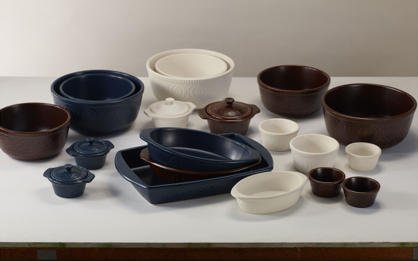 ビタクラフト×岡崎裕子の北欧風陶器がカワイイ。料理にも盛り付けにも使える