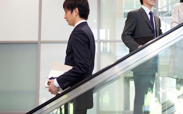 余裕がないときは無理に恋愛しなくてもいいの ひかりの恋愛お悩み相談 ウーマンエキサイト 1 2