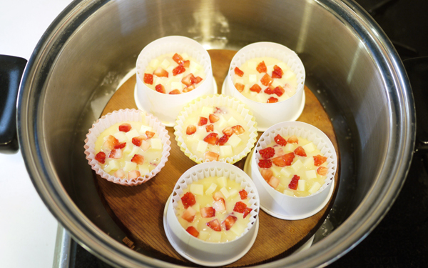 ピクニックで女子力up間違いなしの簡単蒸しパン 彼に内緒で独り占めしたいほど美味 E レシピ 料理のプロが作る簡単レシピ 3 3ページ