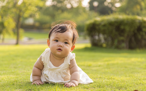 なぜ 赤ちゃんには積極的にハイハイをさせよう と言われるのか 後編 ウーマンエキサイト