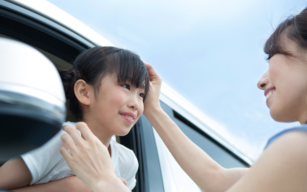 子どもの車酔い においや柑橘系はng 身近なものでできる対策 パパママの本音調査 Vol 300 ウーマンエキサイト 1 2