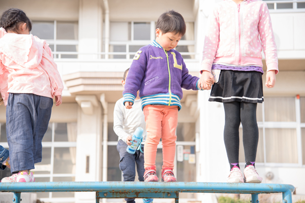 すべての子どもに平等のチャンスを！ 発達障害の子どもの可能性を広げる「放課後等デイサービス」とは｜ウーマンエキサイト