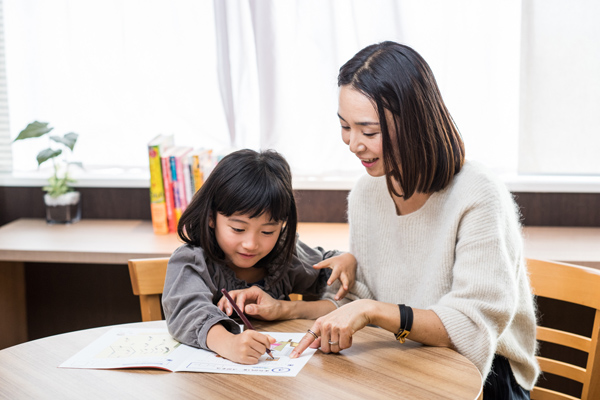 これからの小学生の勉強はどう変わる？！　年長からスタートできる「考える力」の身につけ方｜ウーマンエキサイト