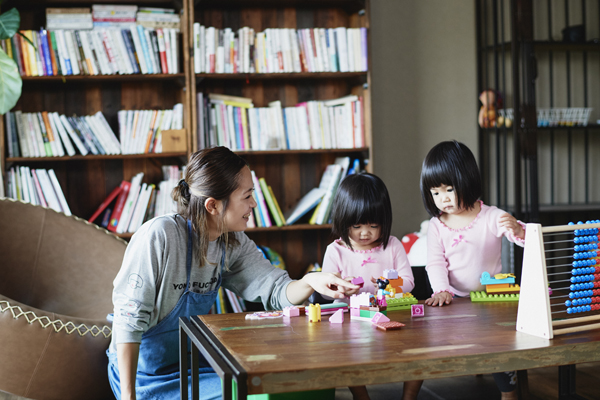 子育てを「自分の人生のメイン」にしない、頑張りすぎない育児 ＃24 ボンベイさん｜ウーマンエキサイト