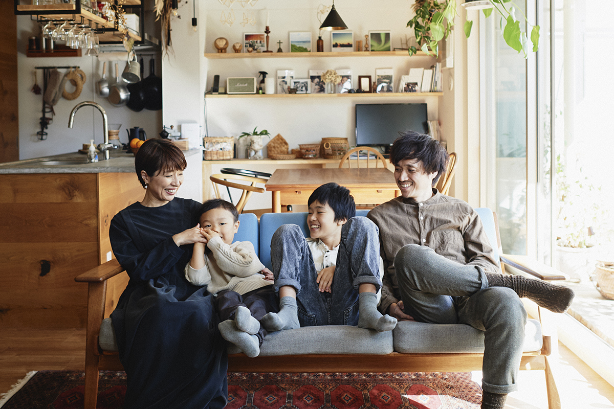 「子どものやりたいことを尊重する」年の差兄弟の育児 ＃25 cuccu店長 佐伯さつきさん｜ウーマンエキサイト