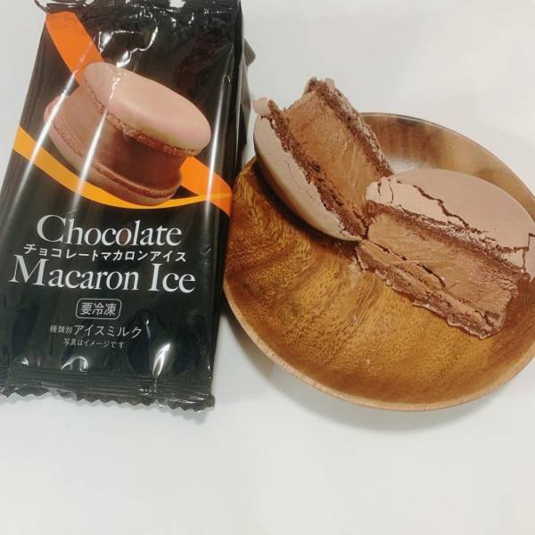 チョコレートマカロンアイス