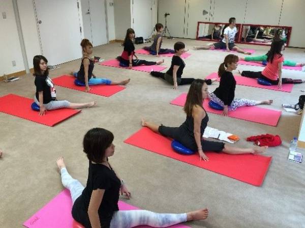 医師監修 生理中に黒い血が出ていたら病気 少量なら大丈夫 ウーマンエキサイト